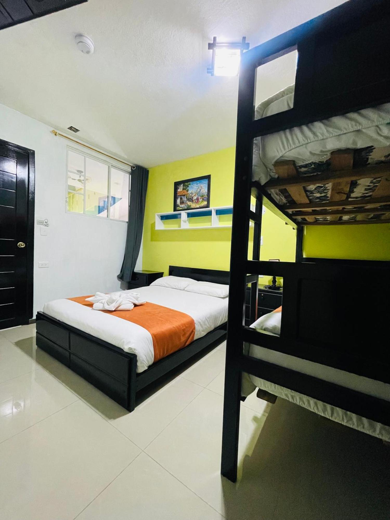 Hostal Balcon Del Cielo Banos  Exterior photo